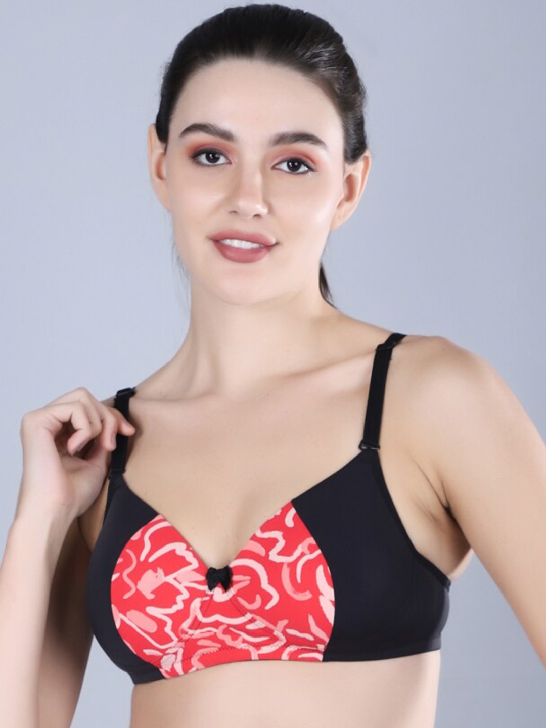 

Sonalvu Abstract Printed Full Coverage Lightly Padded T-shirt Bra With All Day Comfort, Black