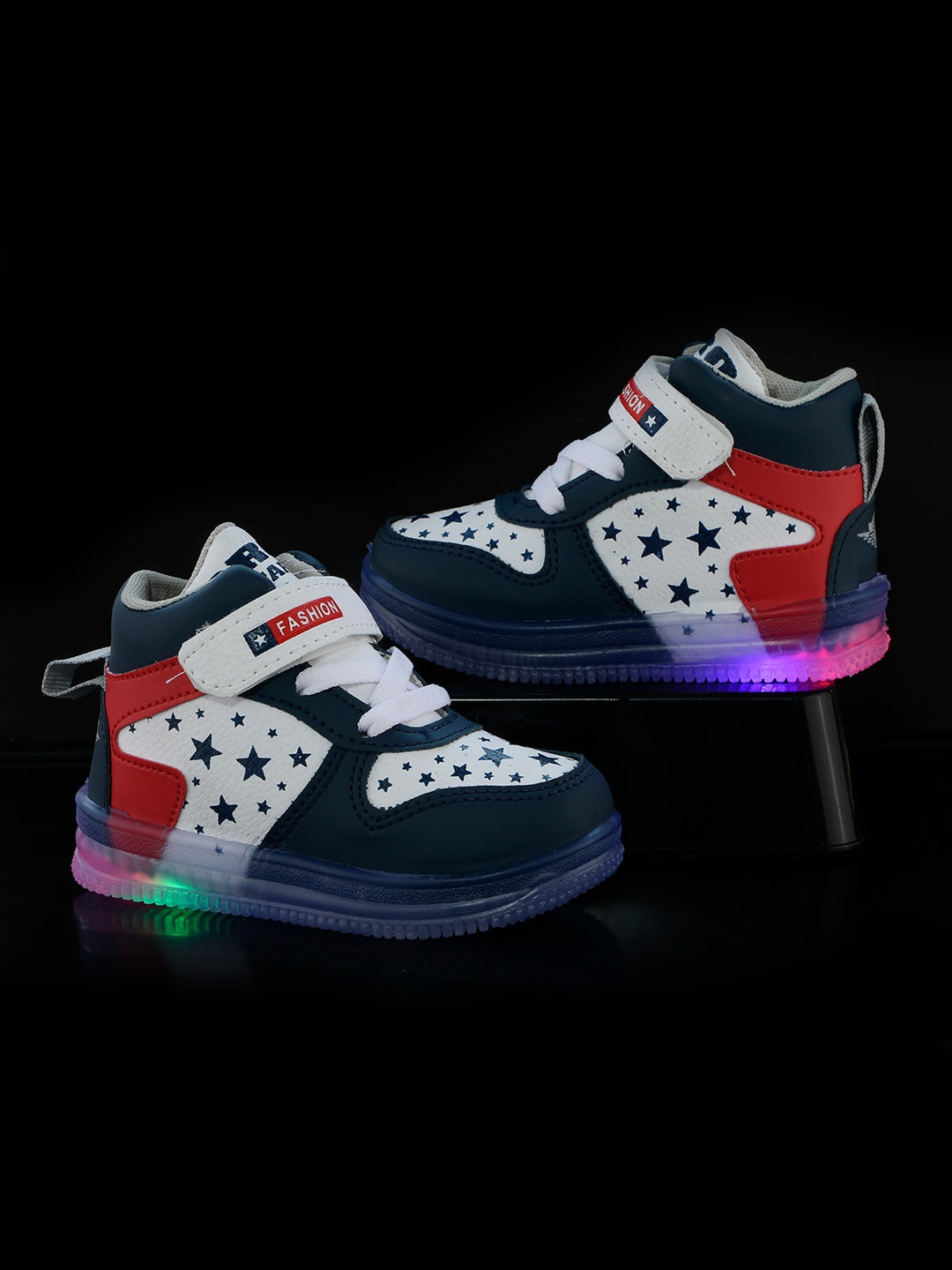 

PASSION PETALS Kids Colourblocked Lightweight LED Canvas Lace-Up Sneakers, Blue