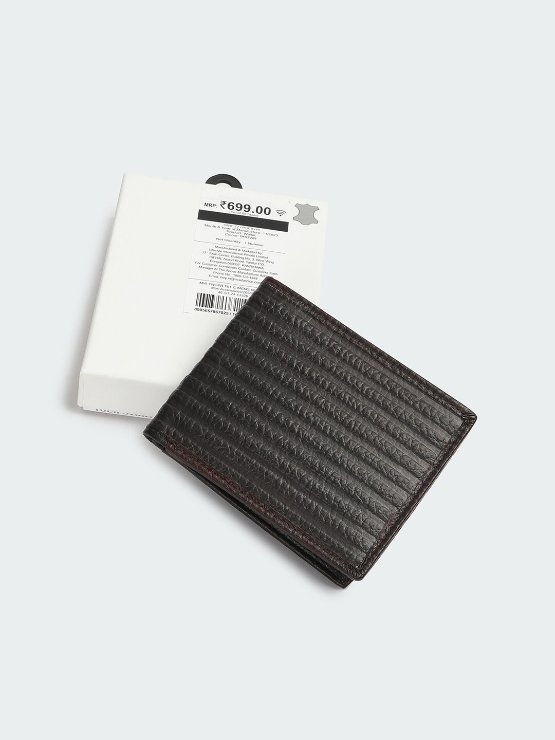 

max Men Textured Leather Two Fold Wallet, Brown