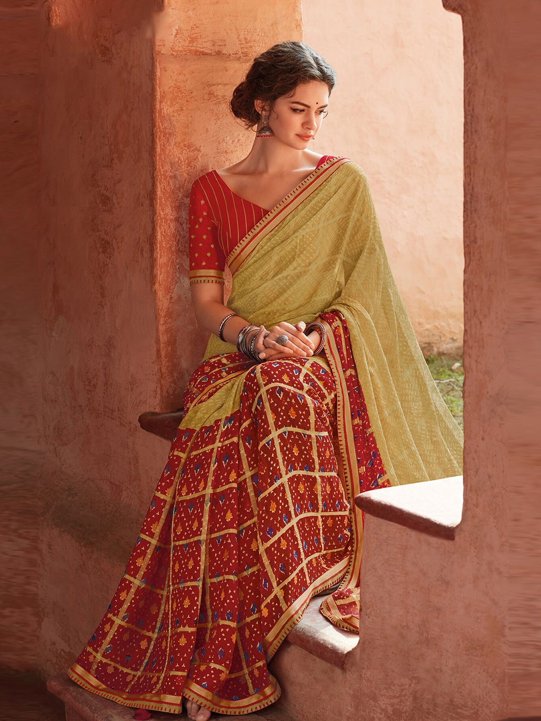 

Anouk Red & Green Woven Design Checked Designer Block Printed Saree
