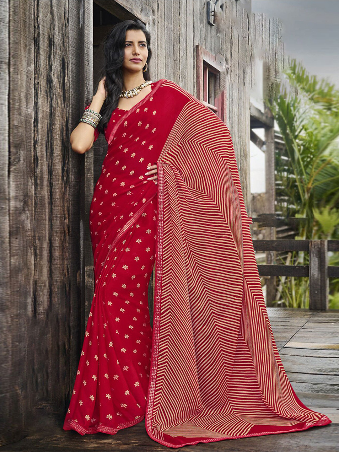 

Anouk Floral Printed Saree, Maroon