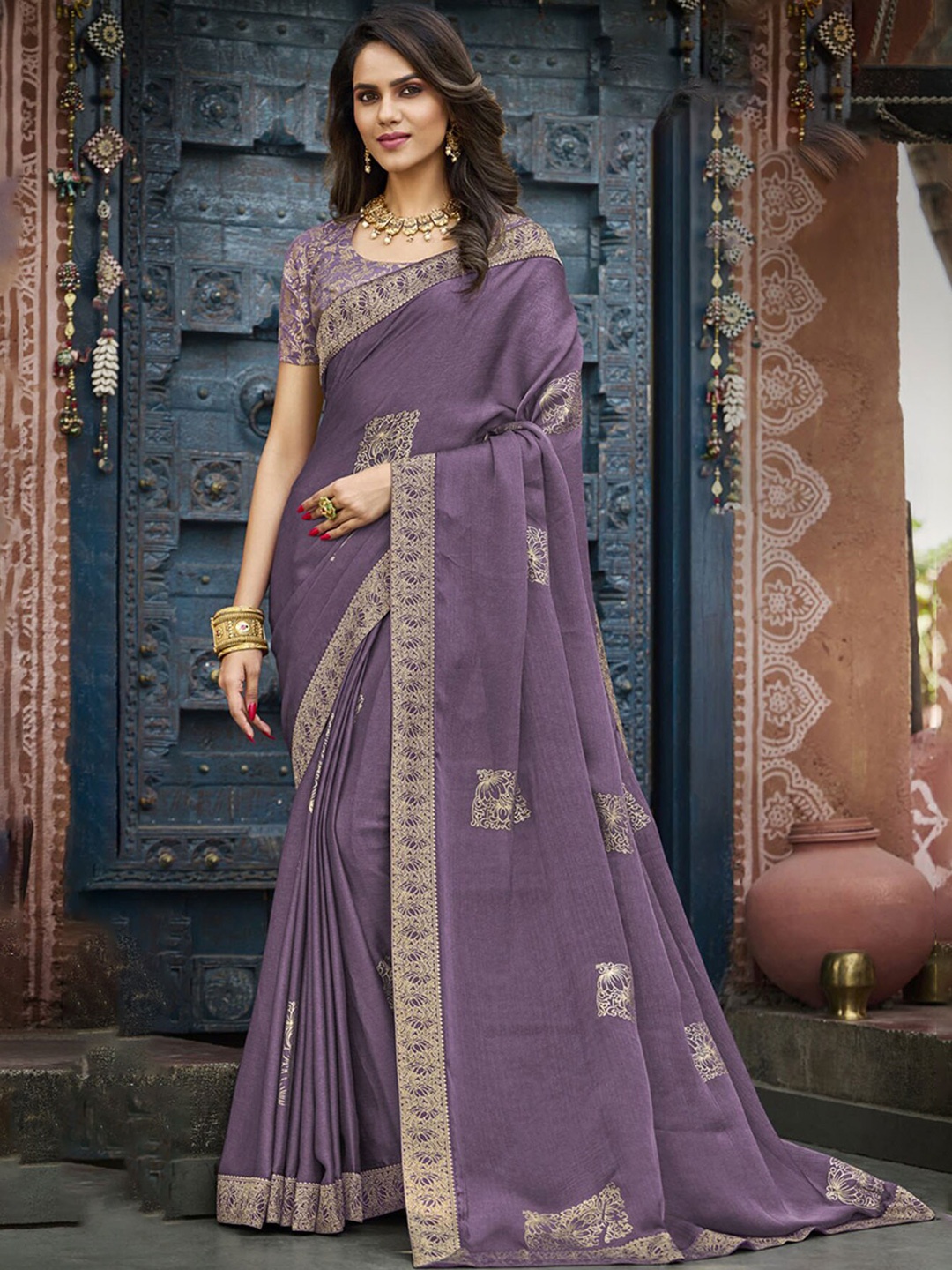

Anouk Ethnic Motifs Printed Saree, Purple