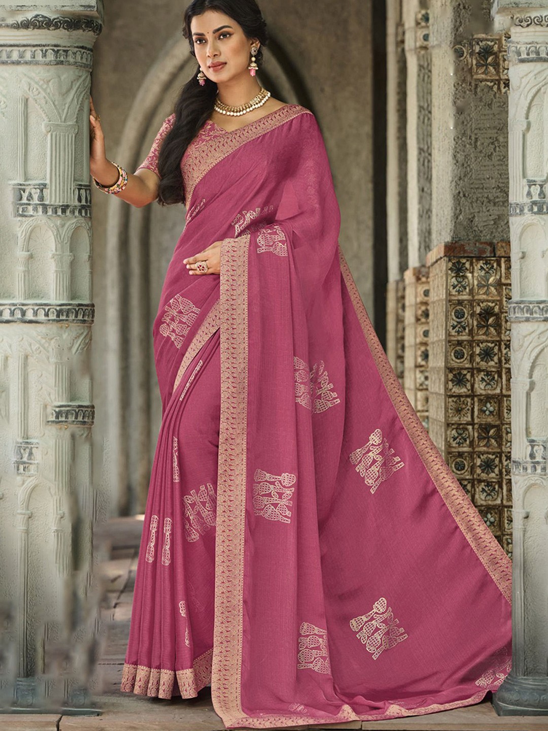 

Anouk Pink Ethnic Motifs Poly Chiffon Block Print Saree