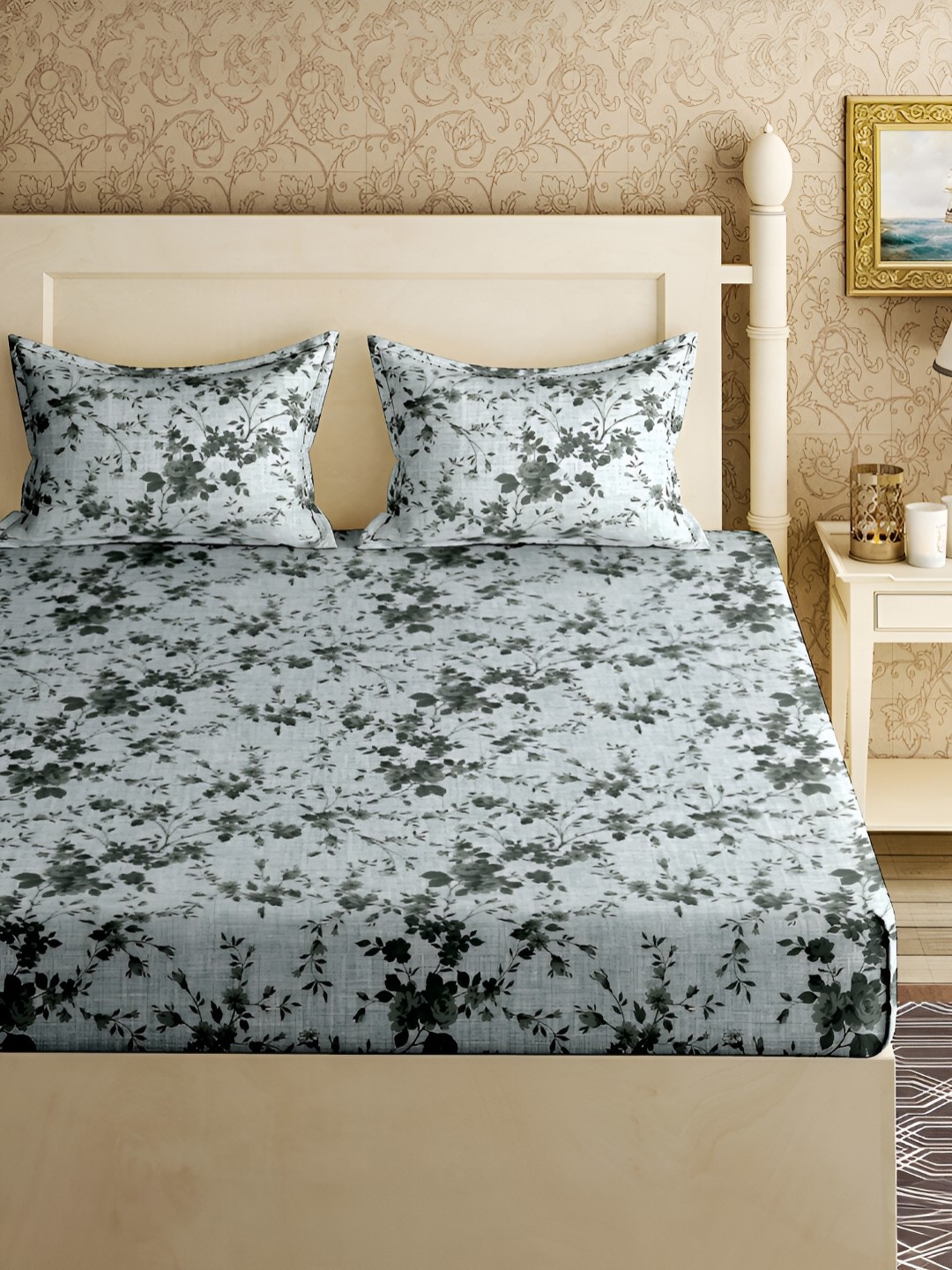

Aura Green & Grey Floral Cotton 180 TC King Bedsheet With 2 Pillow Covers