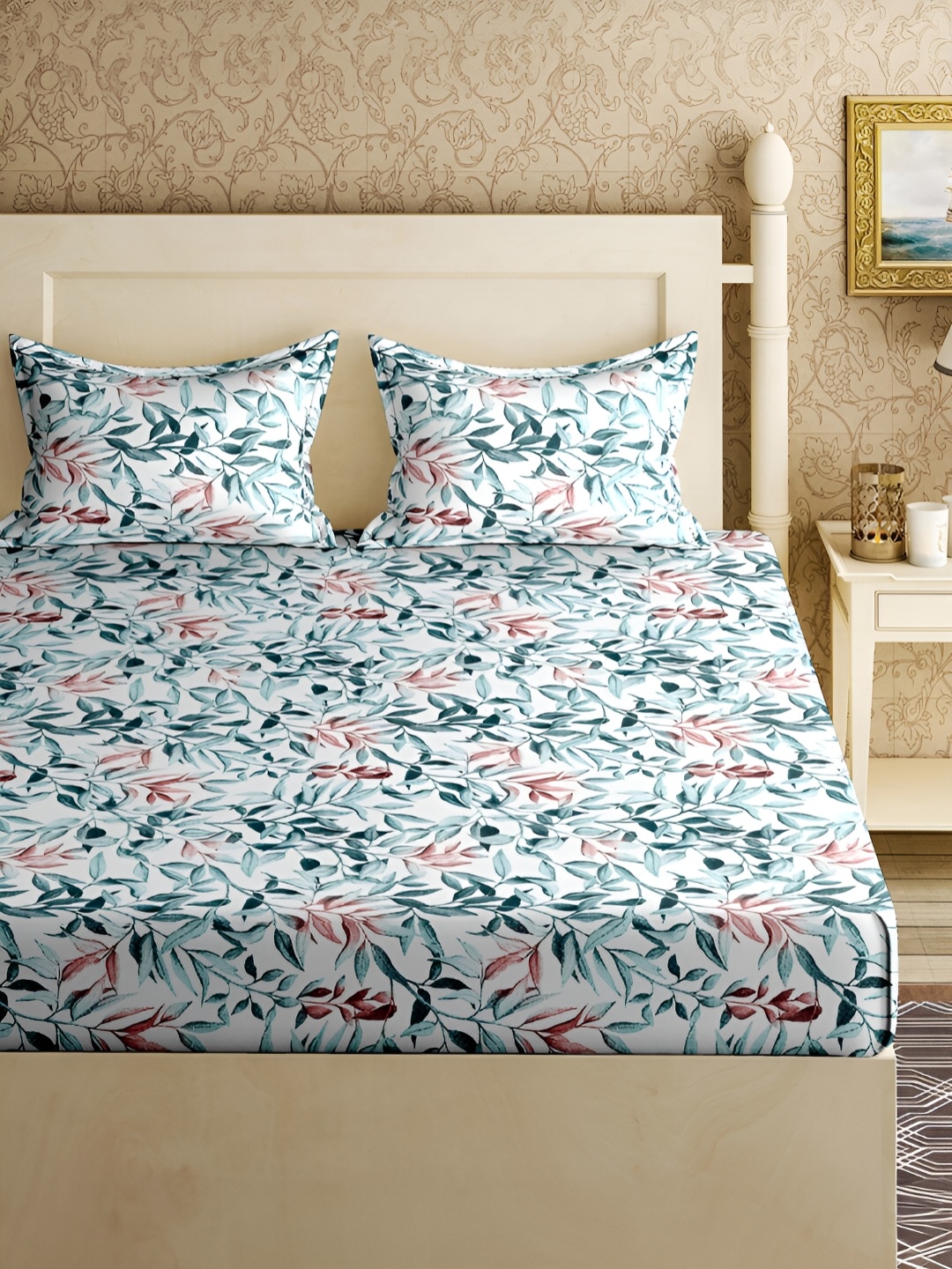 

Aura Blue & White Floral Cotton 180 TC King Bedsheet With 2 Pillow Covers