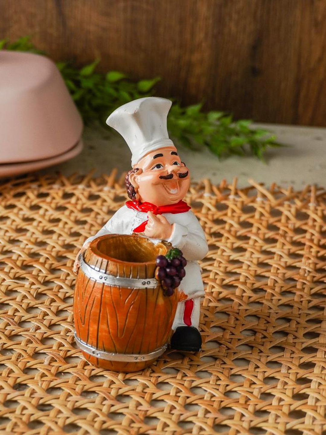 

The Decor Mart Brown & White Ceramic Toothpick Holder