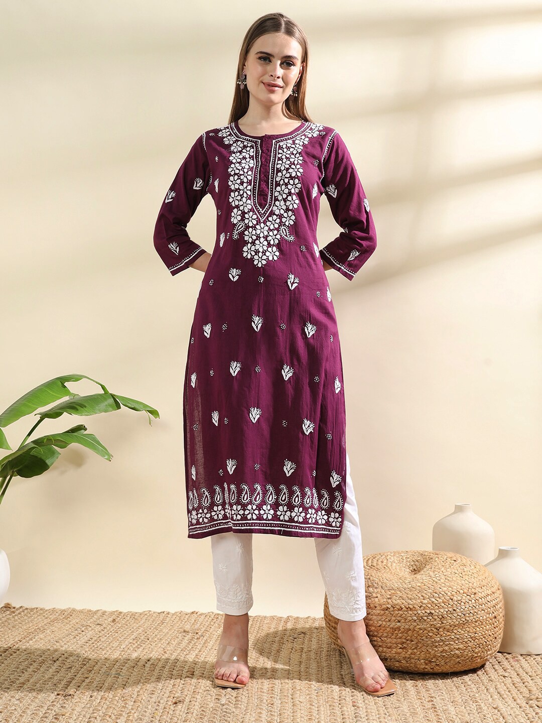 

Ethnava Ethnic Motifs Embroidered Pure Cotton Chikankari Kurta, Purple