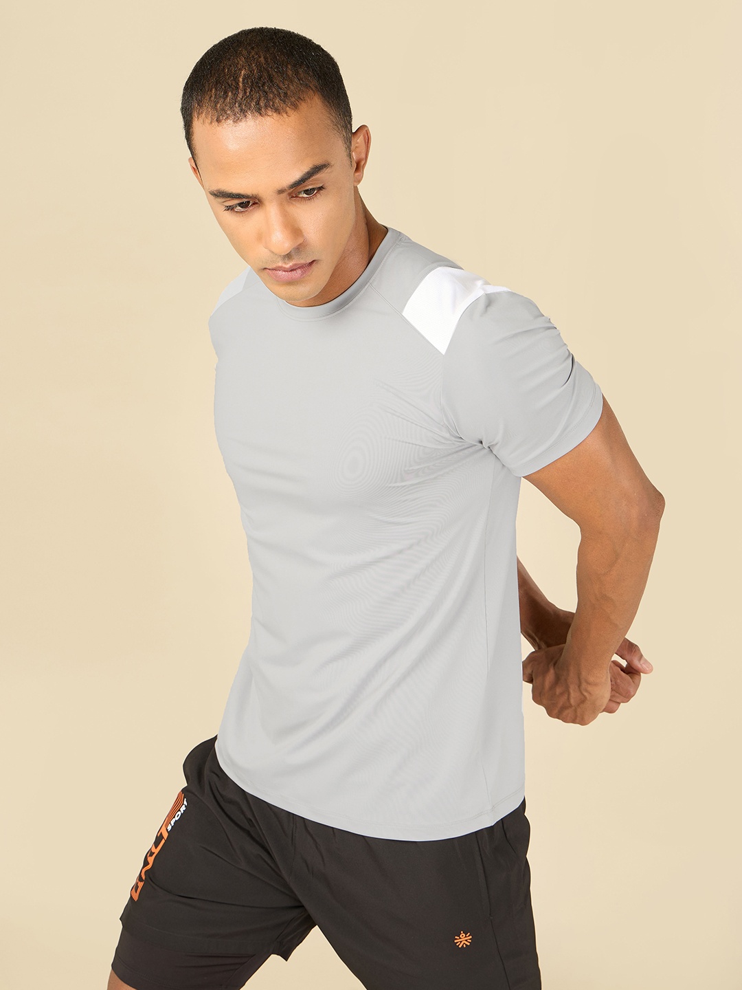 

CULT Performance Rotator T-shirt, Grey