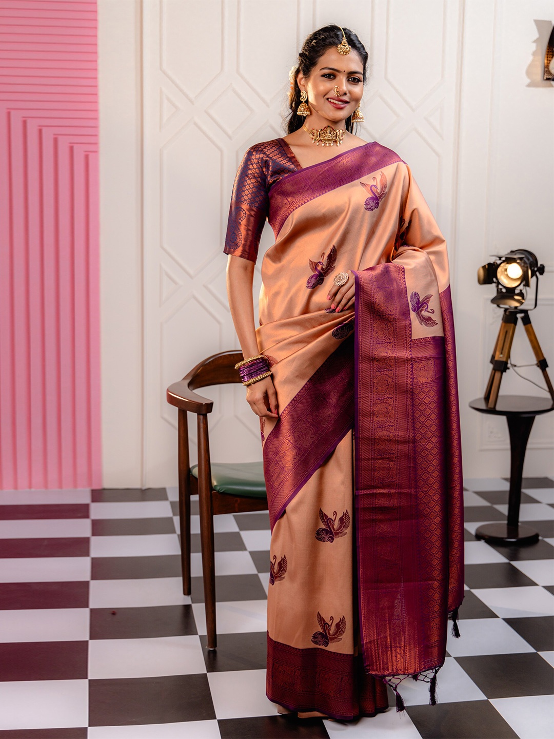 

MIMOSA Woven Design Zari Art Silk Kanjeevaram Saree, Peach