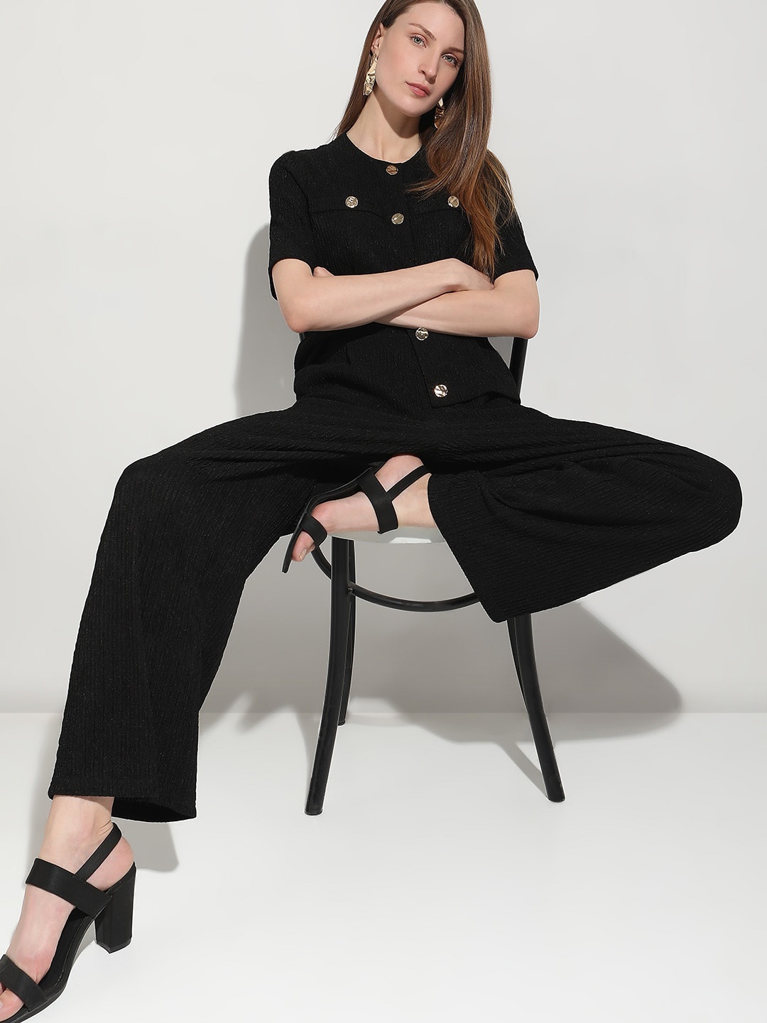 

Vero Moda Women Checked Straight Fit High-Rise Culottes Trousers, Black