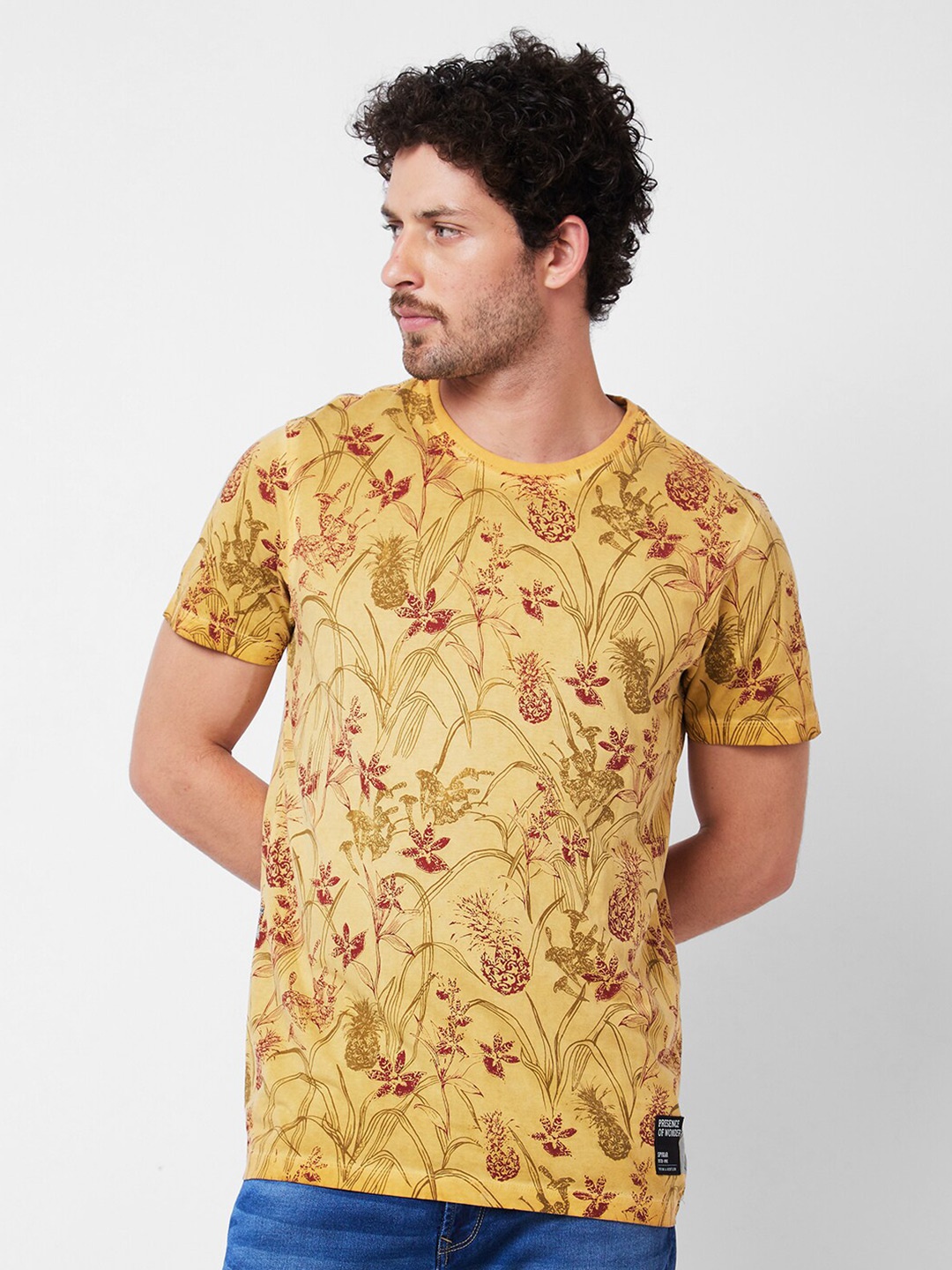 

SPYKAR Floral Printed Pockets Round Neck Cotton Slim Fit T-shirt, Khaki