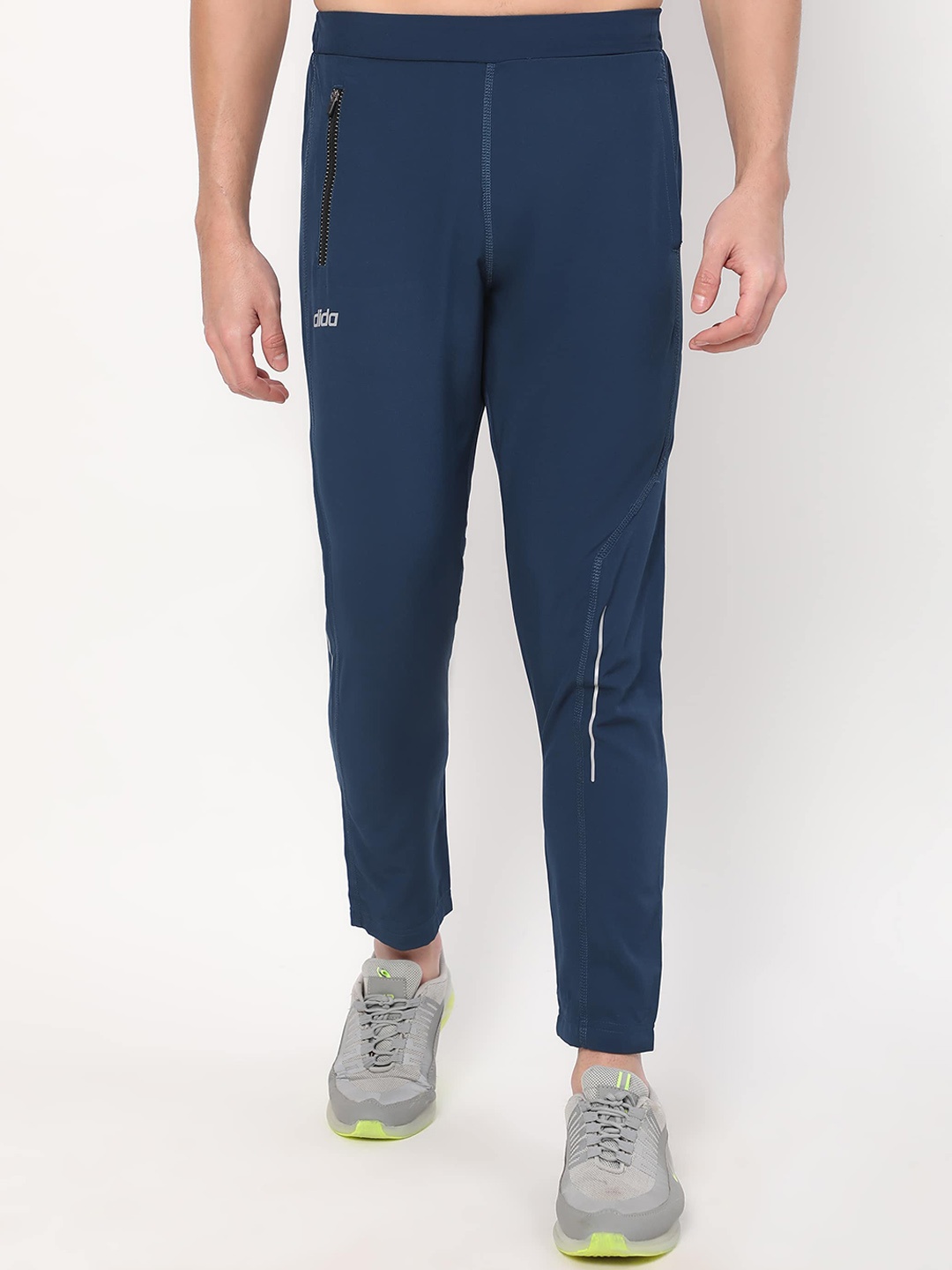 

DIDA Men Comfort Fit Mid Rise Lightweight Dry Fit Sports Track Pants, Blue