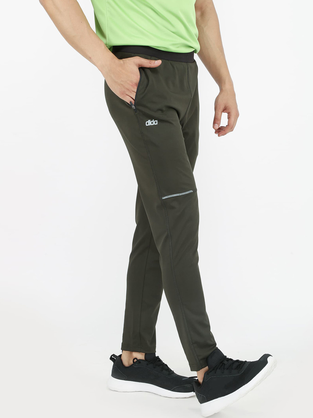 

DIDA Light Weight Mid-Rise Track Pants, Green