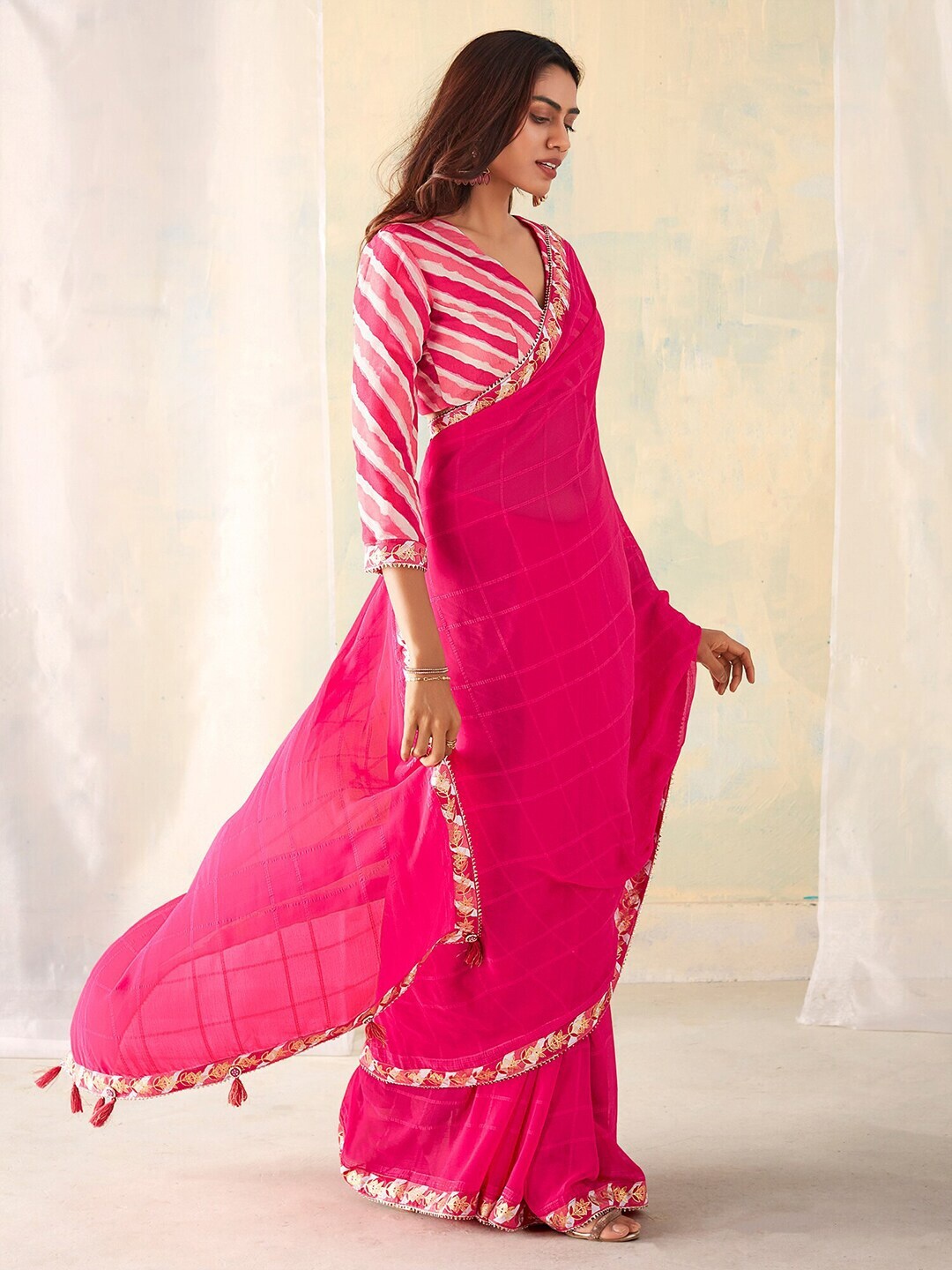 

Ekasya Checked Georgette Saree, Pink