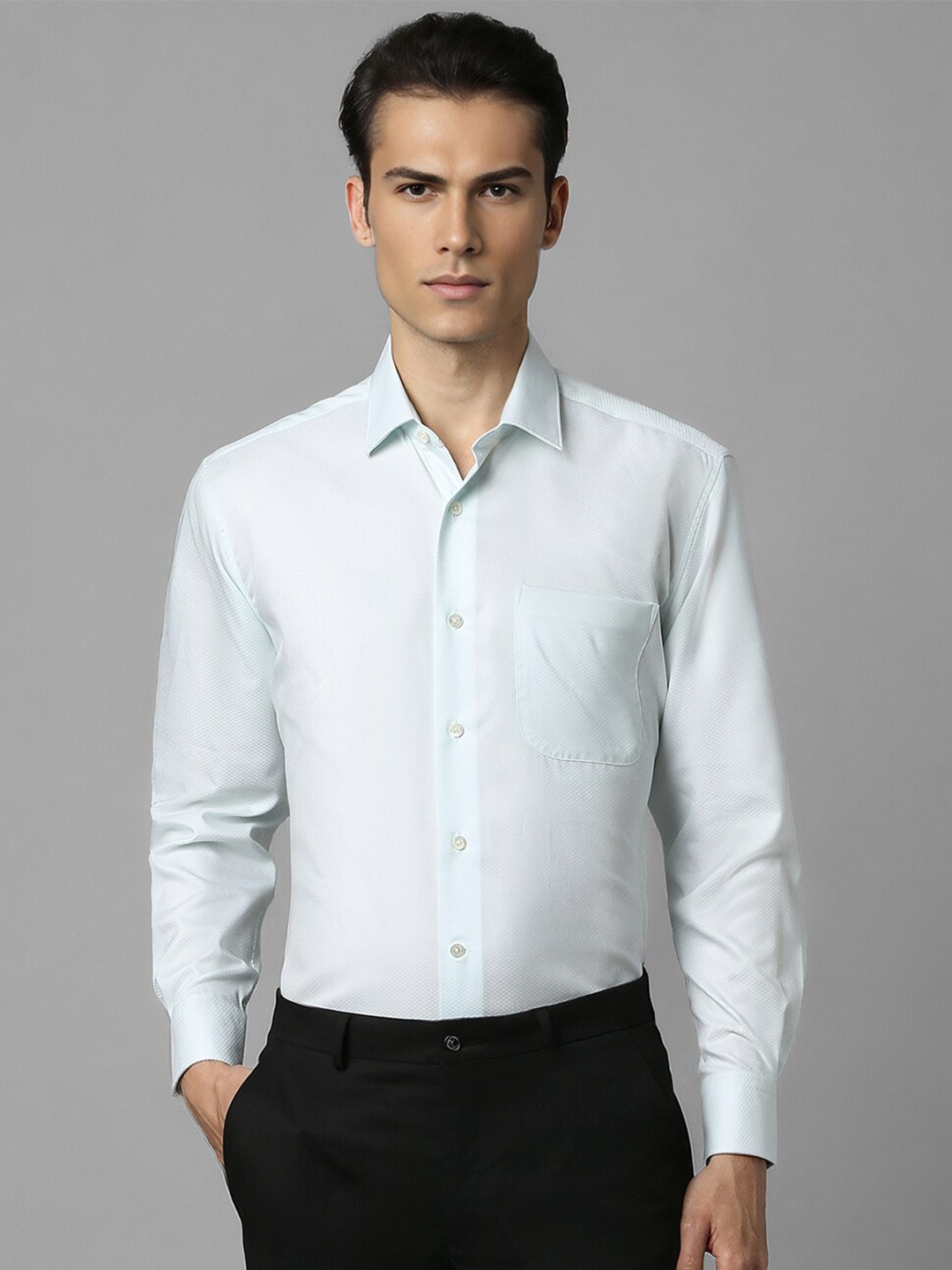 

Luxure by Louis Philippe Classic Opaque Cotton Formal Shirt, Blue