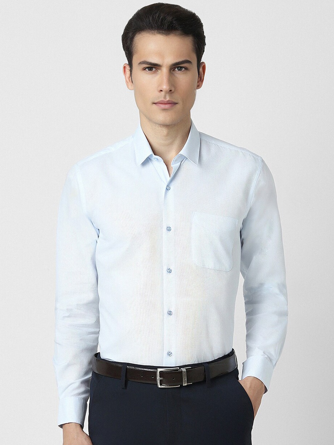 

Peter England Spread Collar Long Sleeves Regular Fit Formal Shirt, Blue