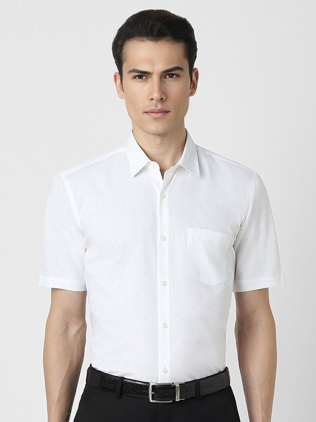 

Peter England Spread Collar Short Sleeves Cotton Formal Shirt, White