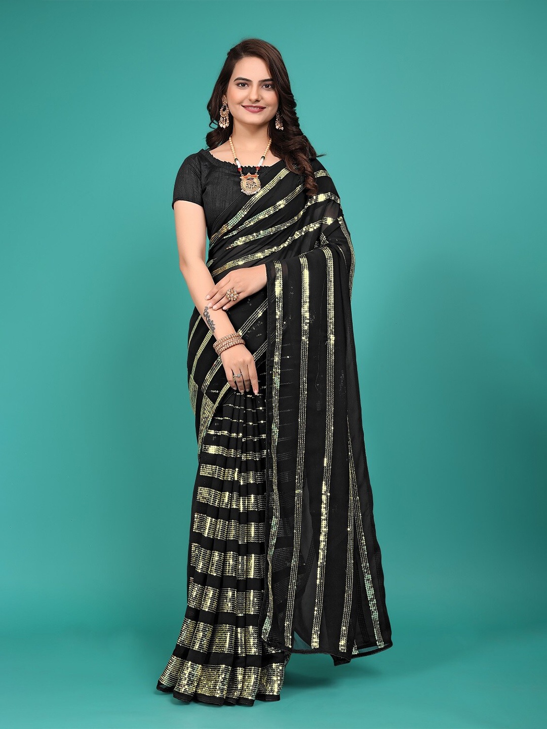 

Ekasya Embellished Sequinned Georgette Saree, Black