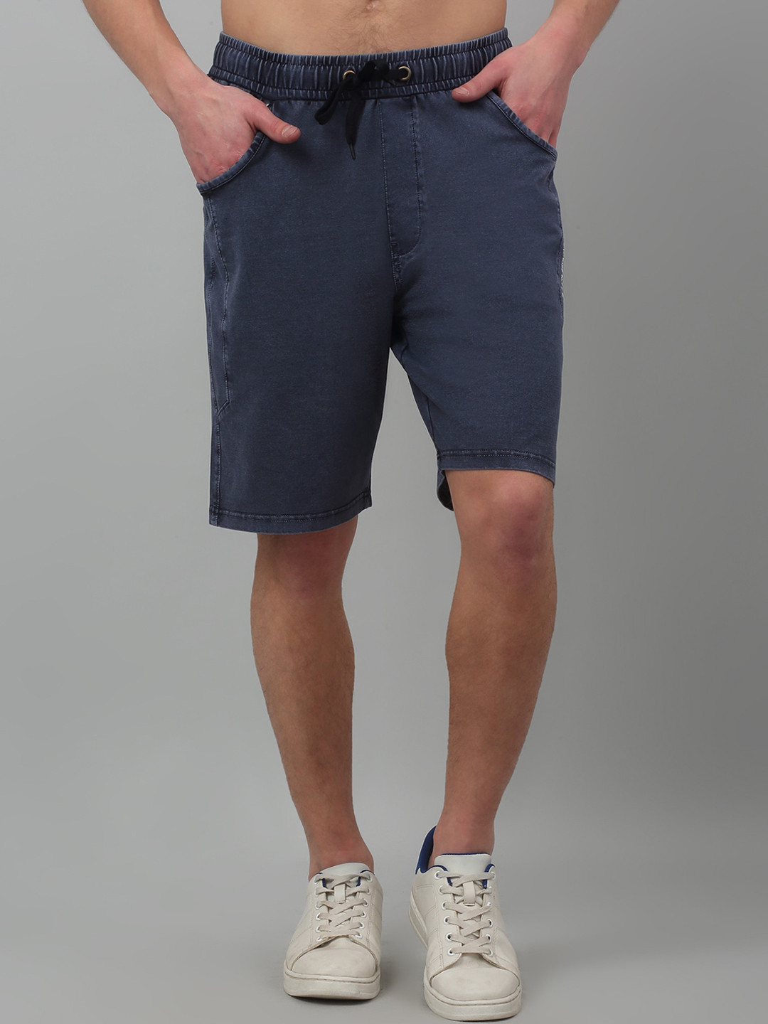 

Cantabil Men Solid Mid-Rise Shorts, Blue