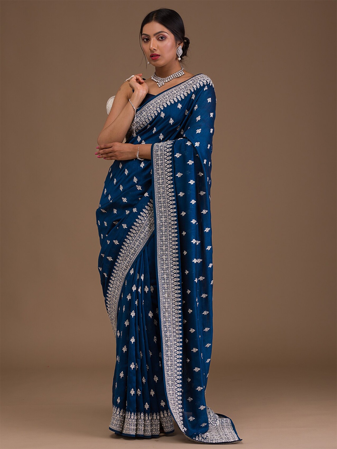 

Koskii Floral Embroidered Art Silk Saree, Blue