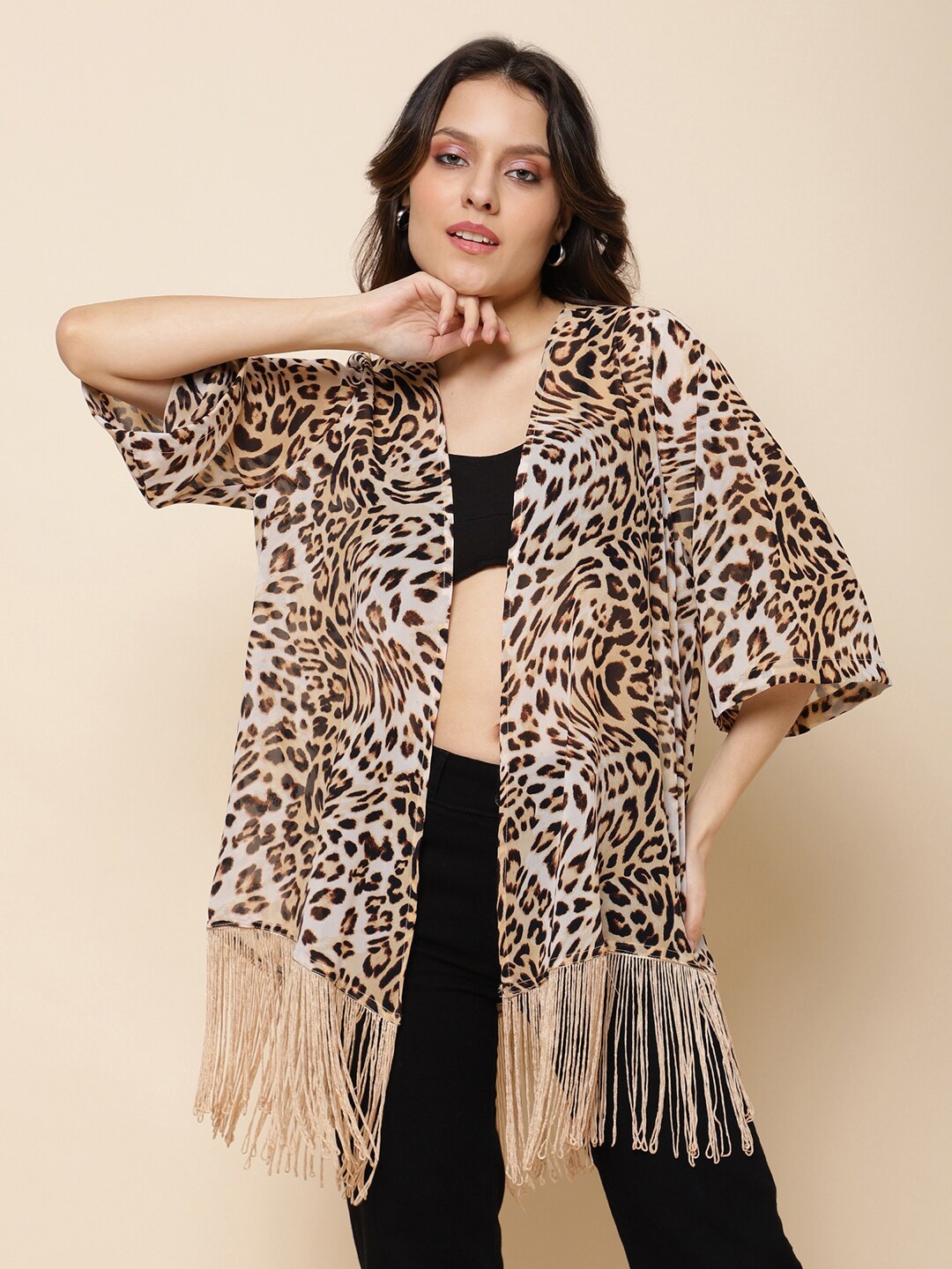 

UnaOne Abstract Printed Open Front Shrug, Rust