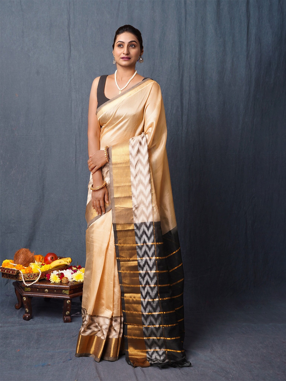 

Unnati Silks Zari Handloom Mangalagiri Saree, Brown