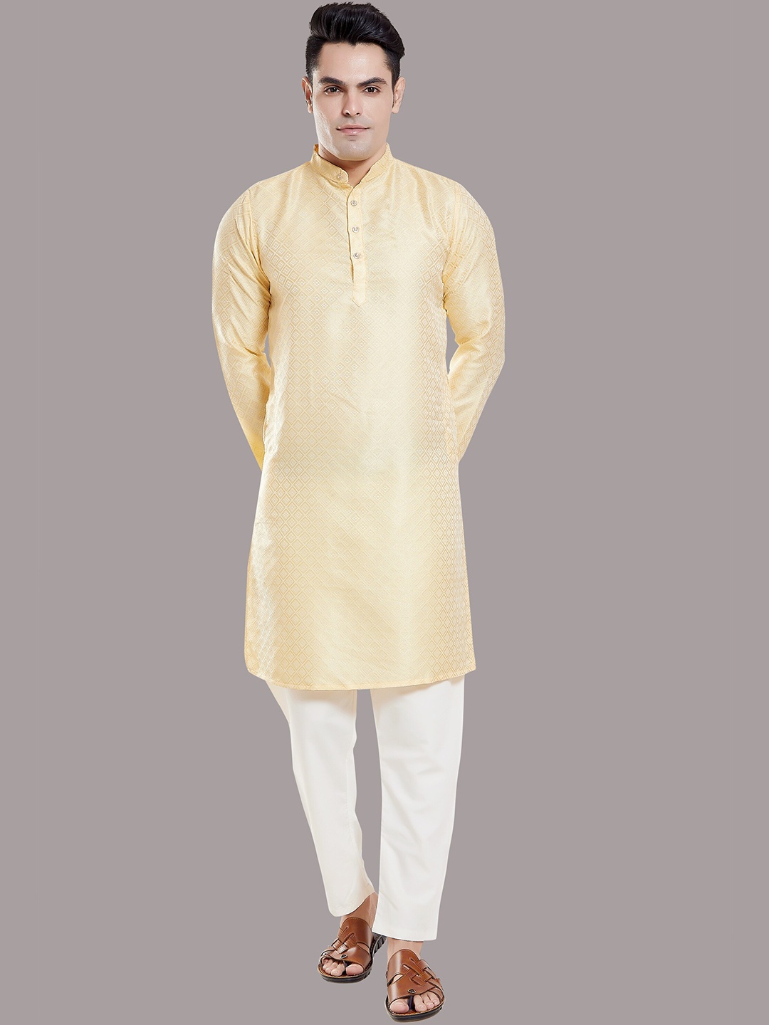 

Rani Saahiba Mandarin Collar Kurta, Cream