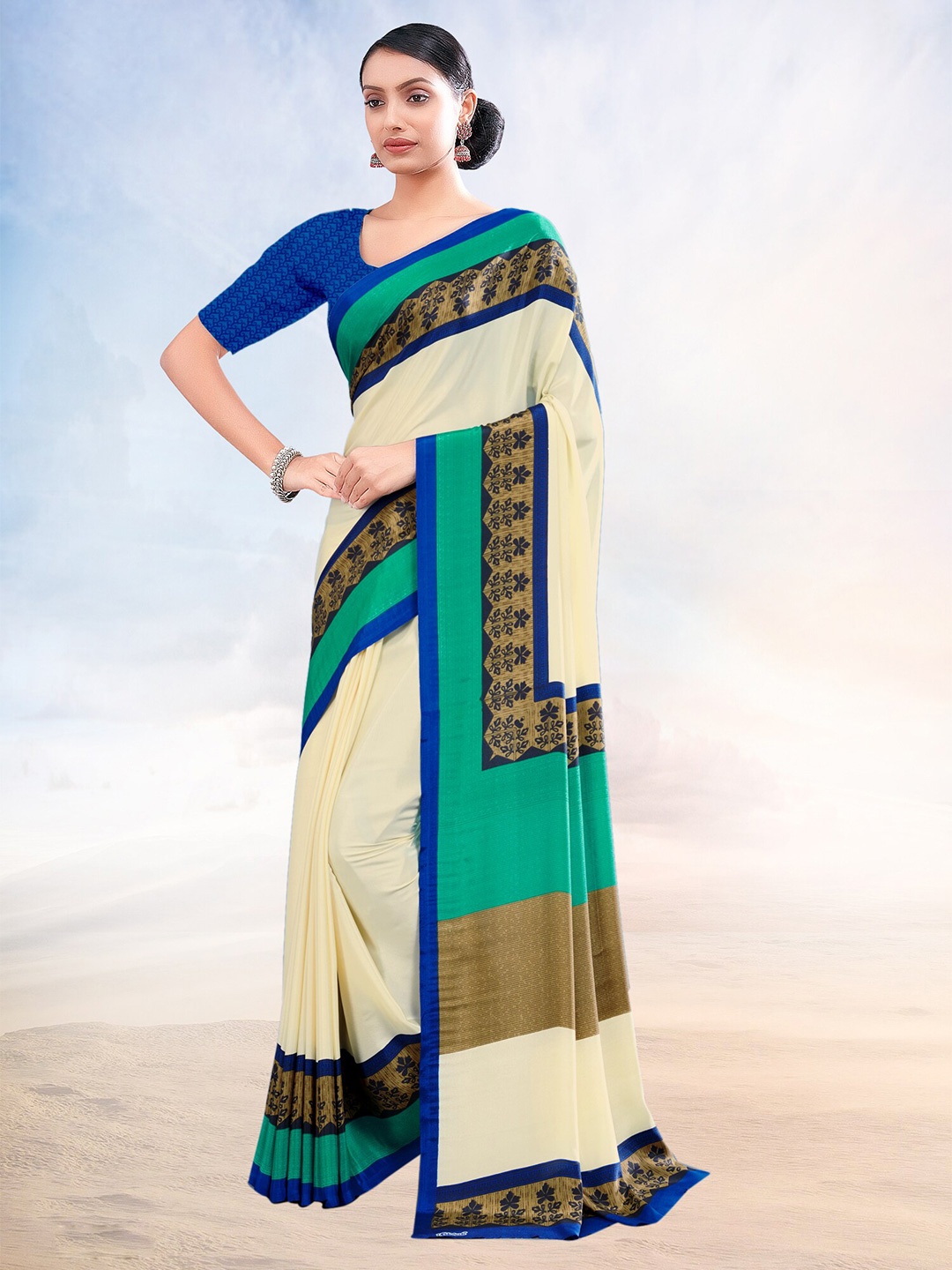 

Kasak Floral Printed Saree, Cream