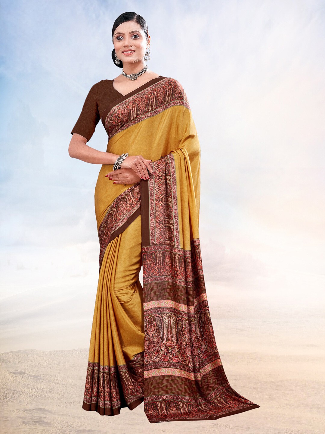 

Kasak Ethnic Motifs Printed Saree, Brown
