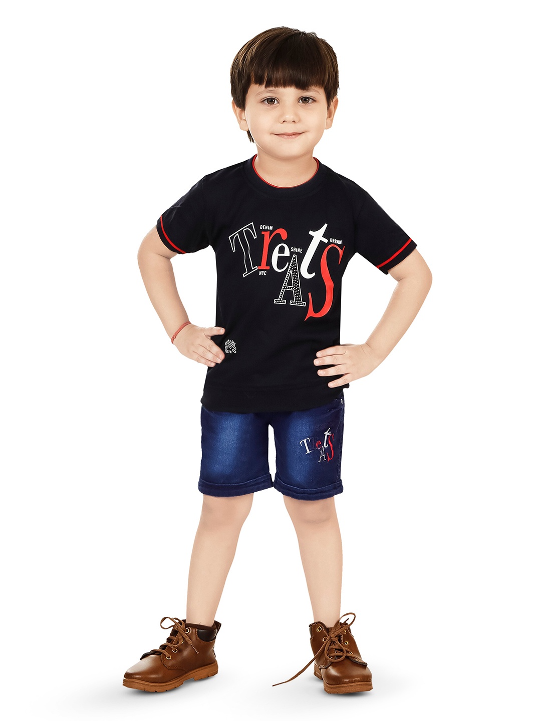 

BAESD Boys Printed Top with Shorts, Black