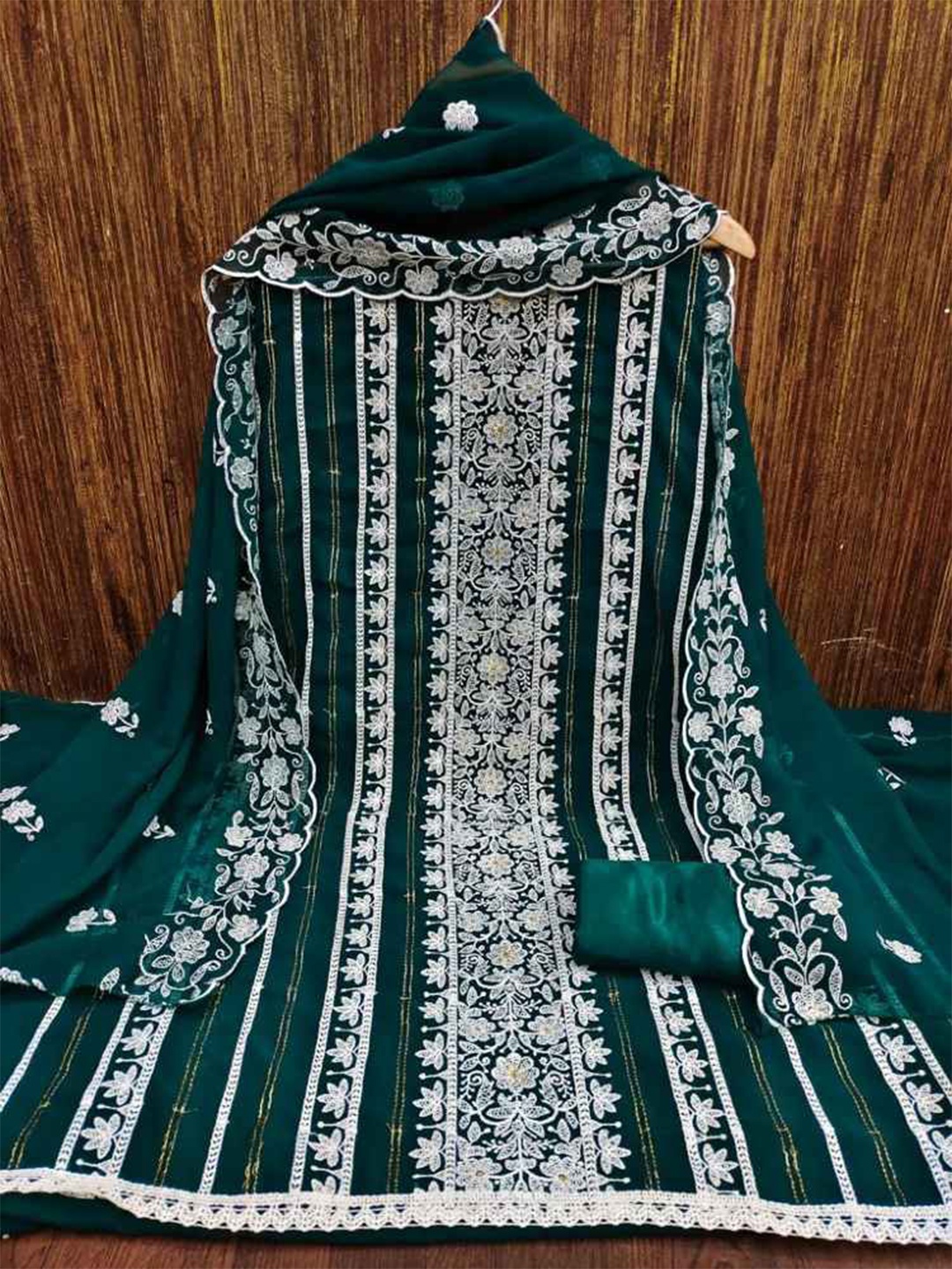 

faxofab Ethnic Motifs Embroidered Unstitched Dress Material, Green