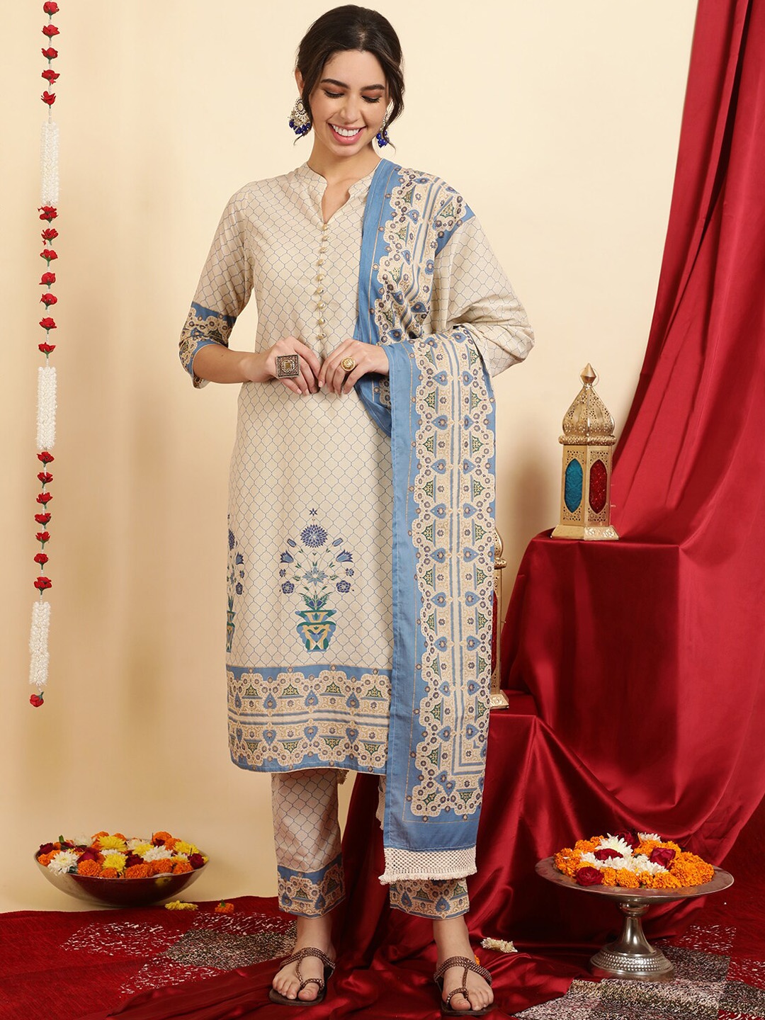 

Jaipur Kurti Ethnic Motif Printed Cotton Straight Kurta With Pants And Dupatta, Blue