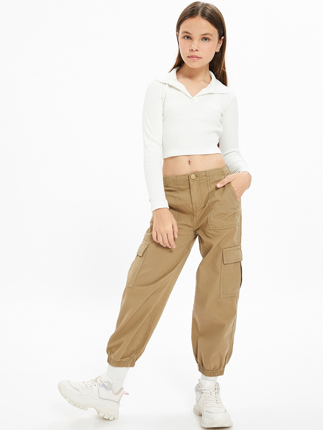 

Koton Girls Mid-Rise Cropped Cargo Styles Jeans, Khaki