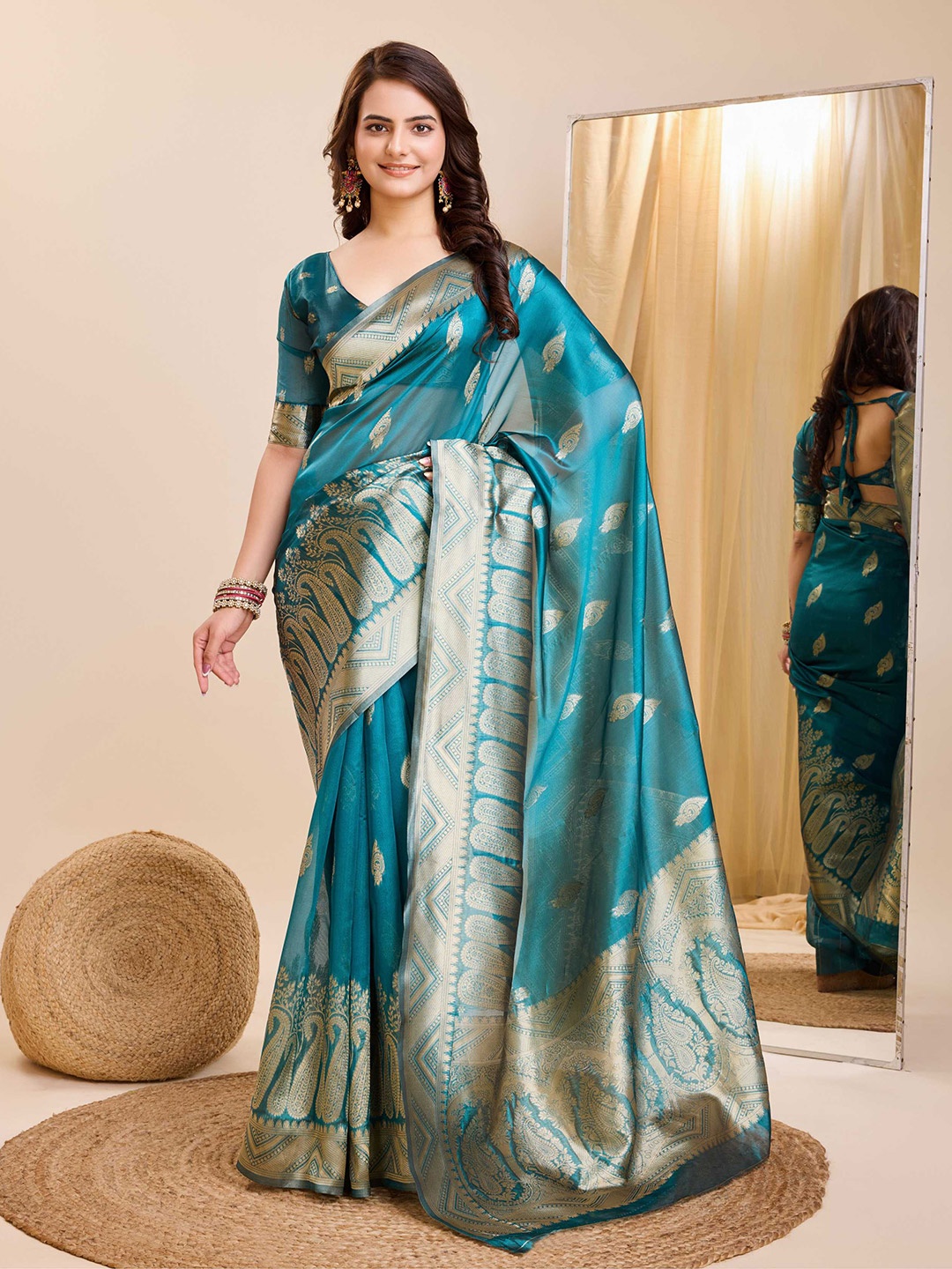 

VAIRAGEE Woven Design Ethnic Motifs Zari Banarasi Saree, Teal
