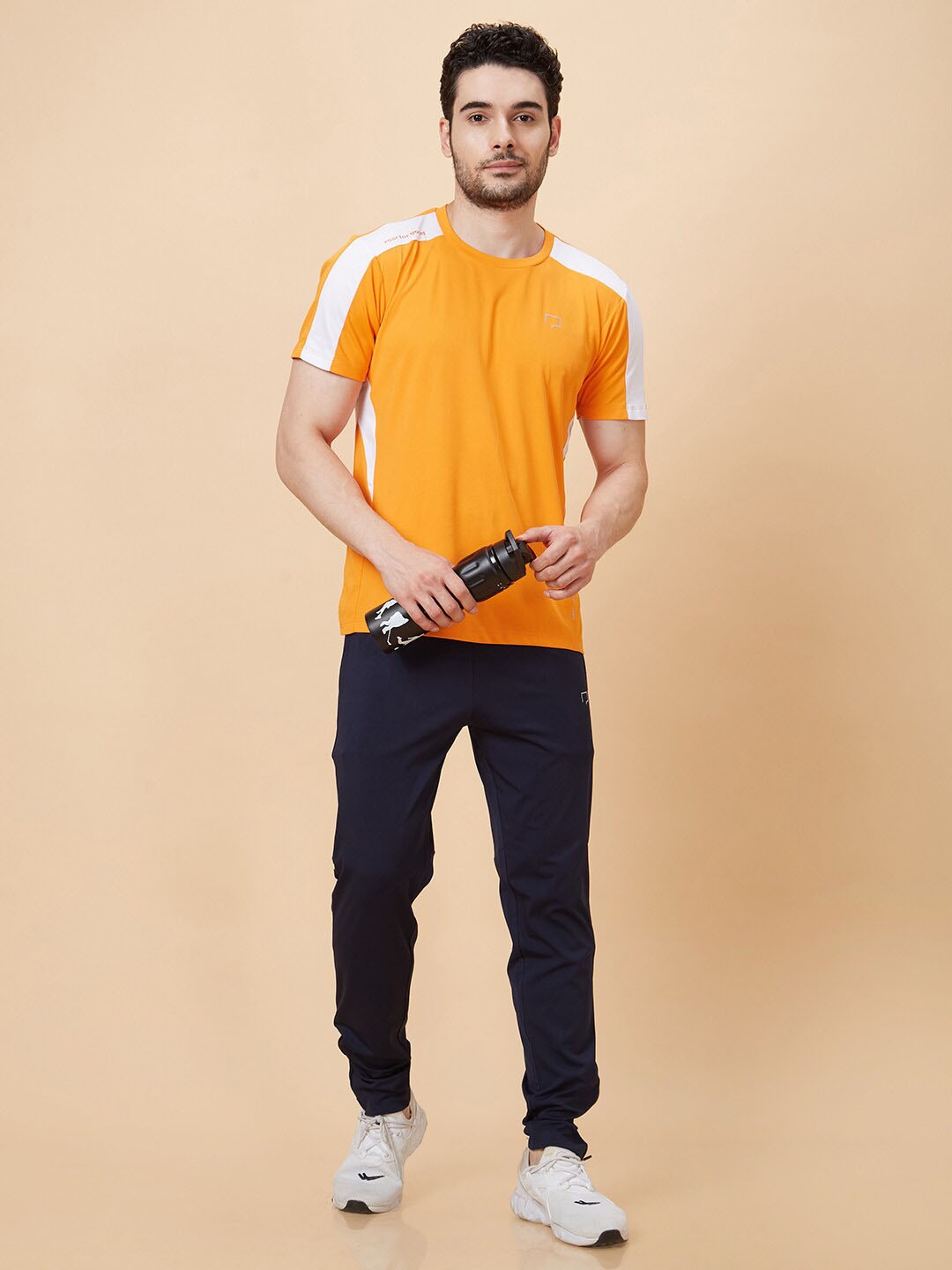 

ROAR FOR GOOD Round Neck Activewear T-Shirts, Orange