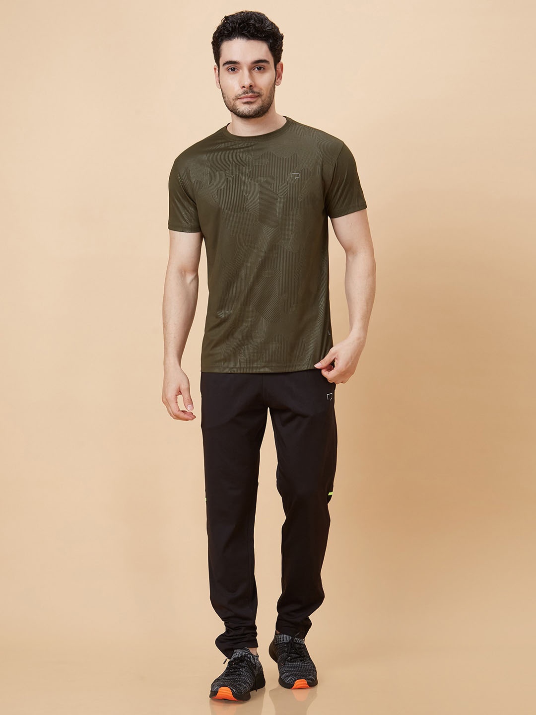 

ROAR FOR GOOD Round Neck T-shirt, Olive