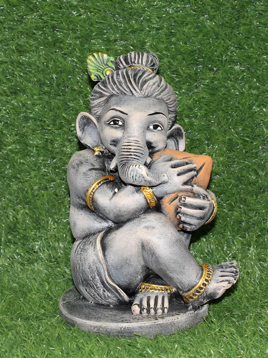 

Vikarafty Grey Religious Idol Showpiece