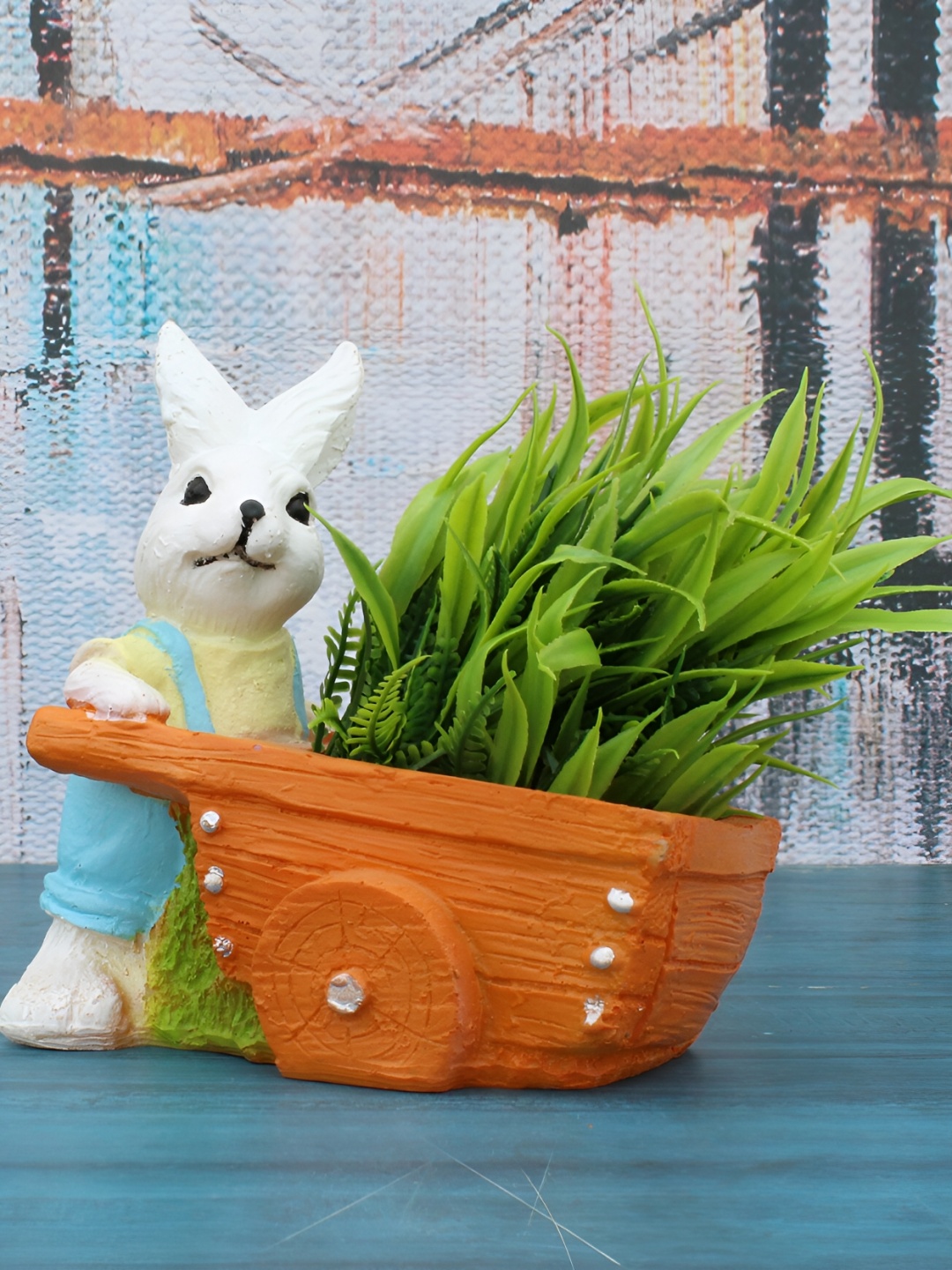 

Vikarafty Orange Birds and Animals Curio Showpiece