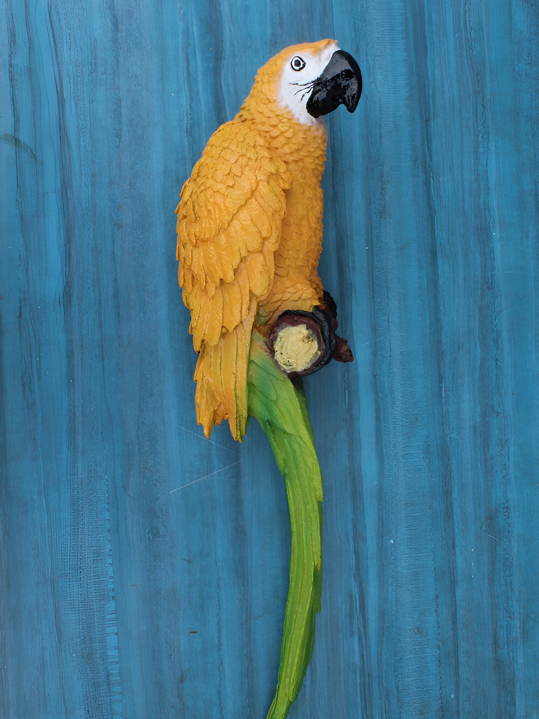 

Vikarafty Orange Birds and Animals Curio Showpiece