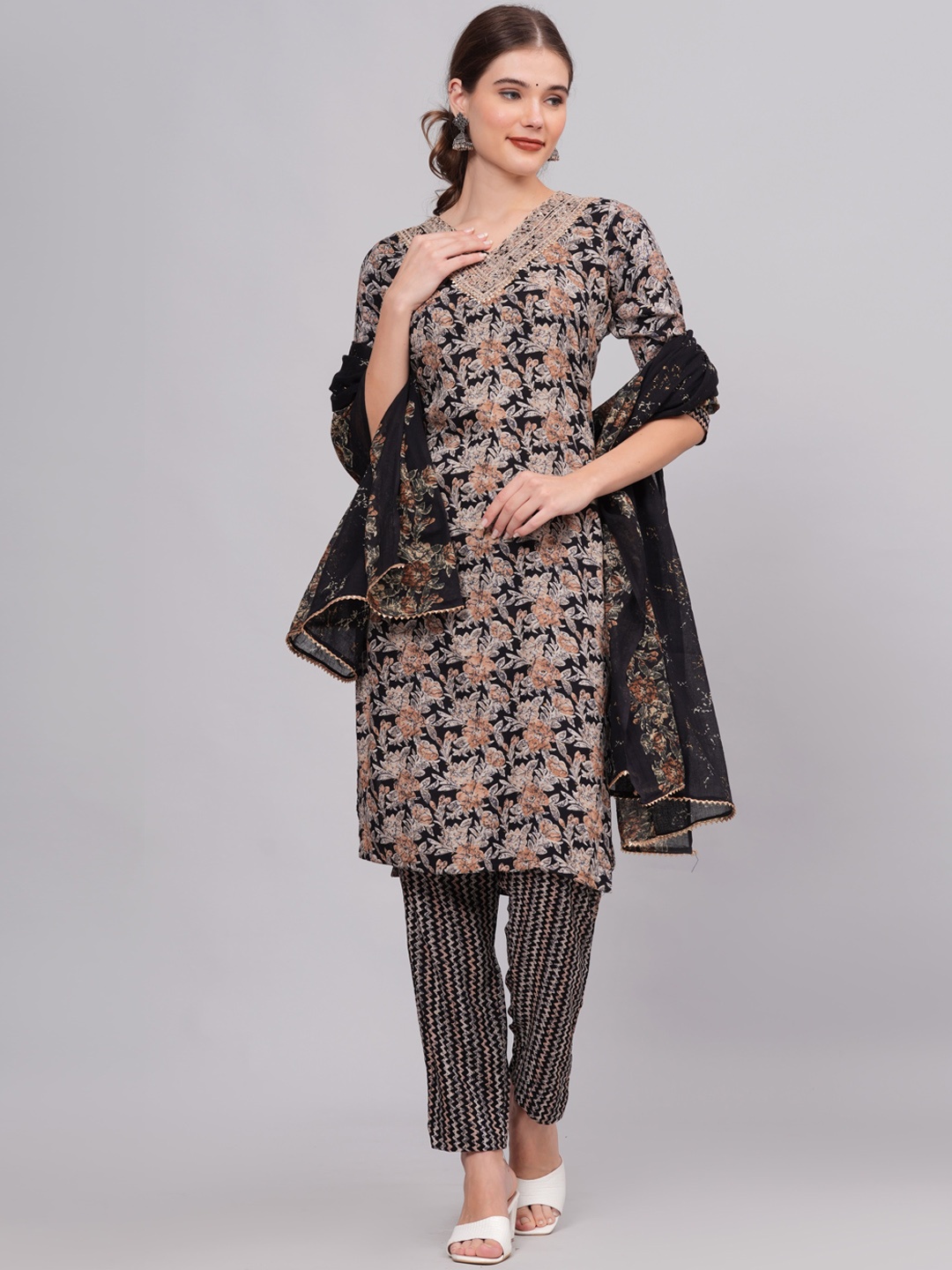 

KALINI Floral Printed V-Neck Three-Quarter Sleeves Thread Work Kurta Set, Black