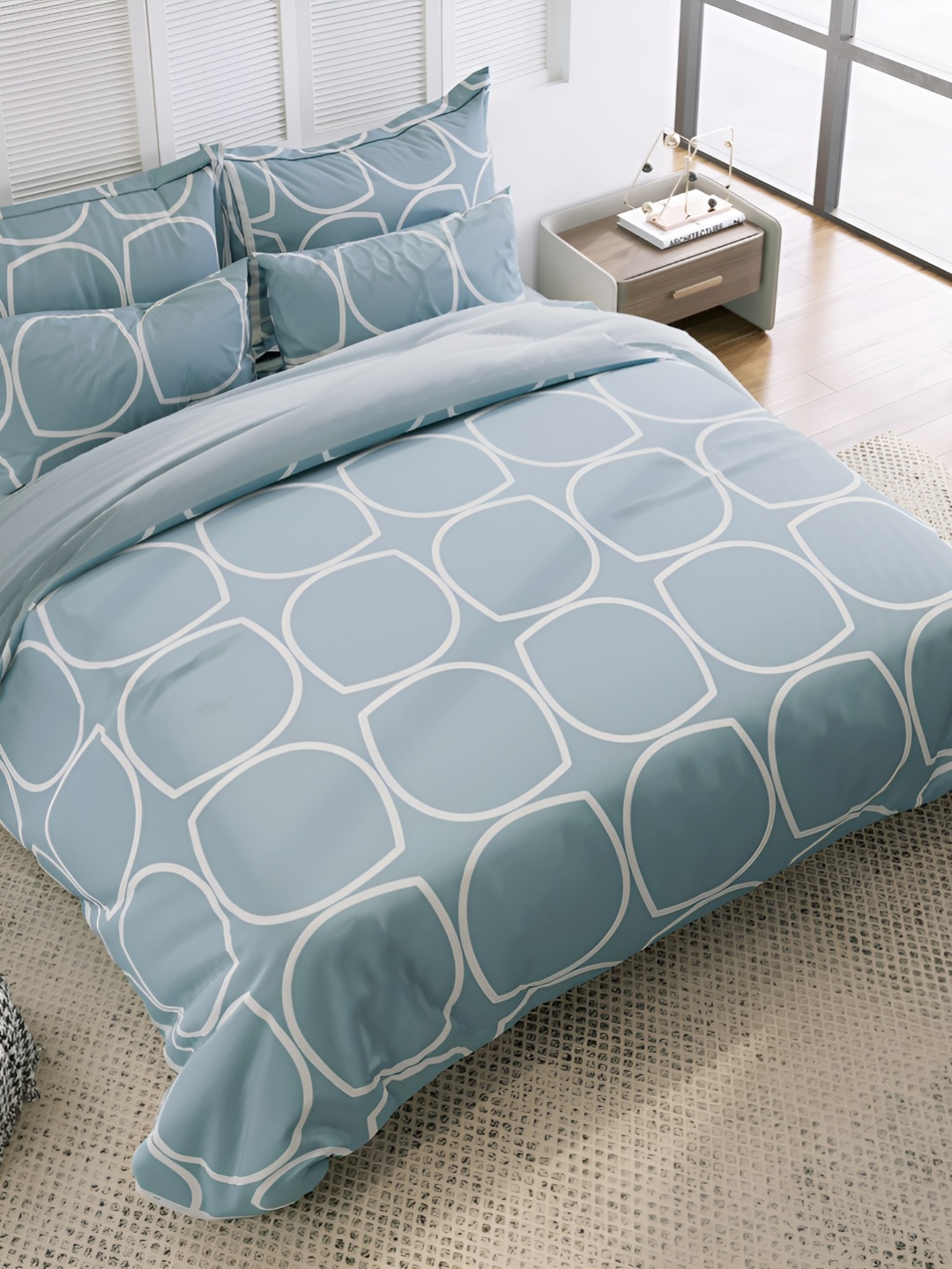 

THE HOME STYLE 300 TC Queen Bedsheet with 2 Pillow Covers, Na