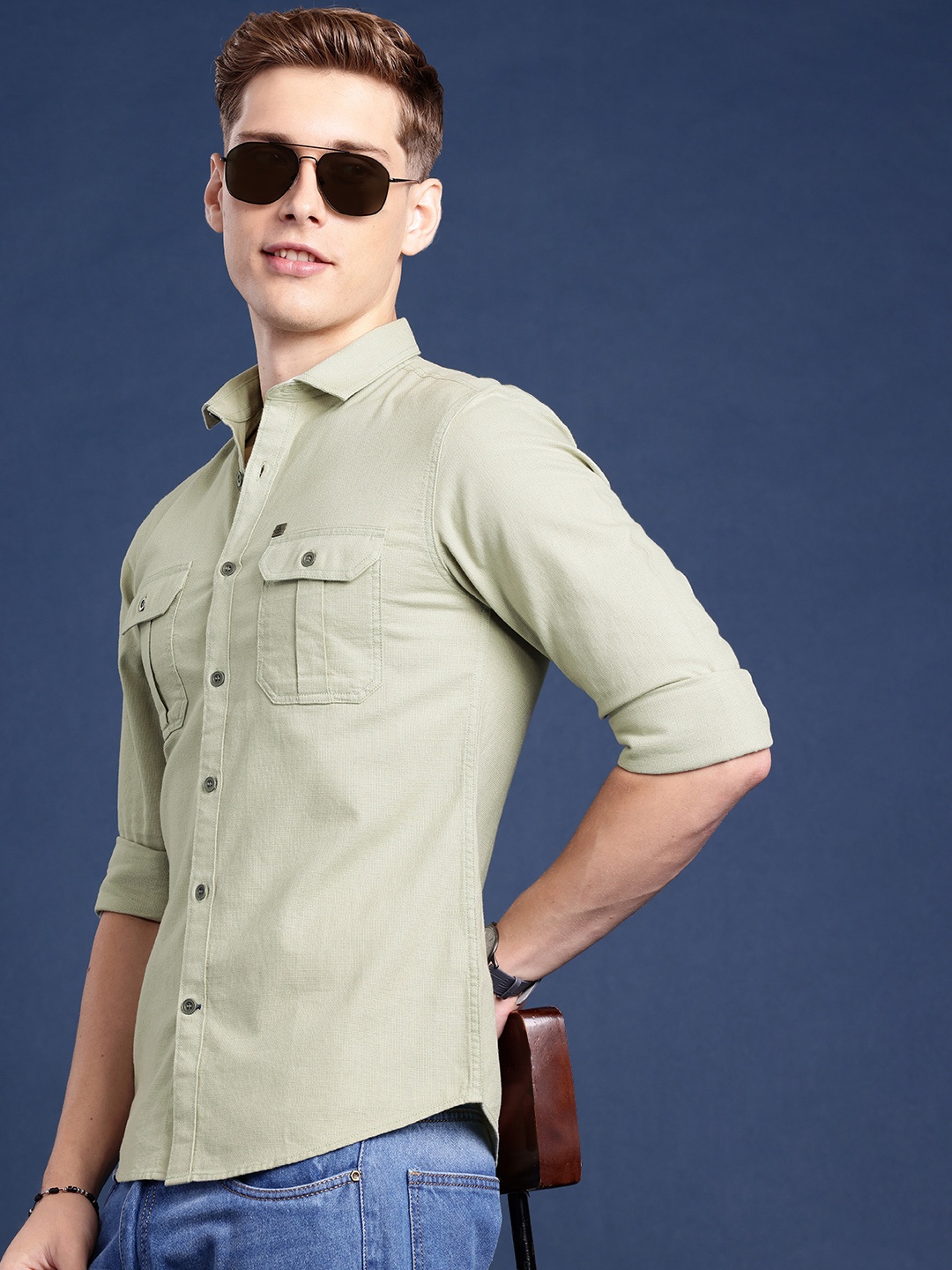 

Mast & Harbour Men Standard Solid Casual Shirt, Green