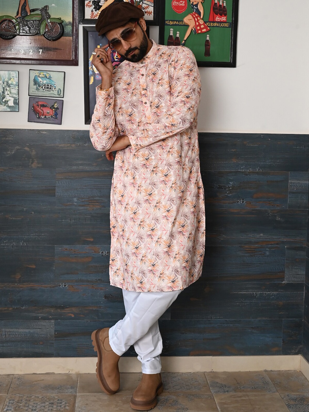 

ODETTE Printed Regular Kurta with Pyjama, Cream