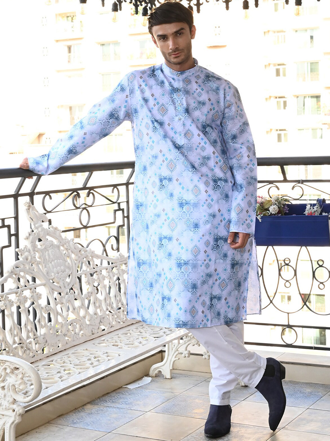 

ODETTE Floral Printed Regular Cotton Kurta with Pyjamas, Blue
