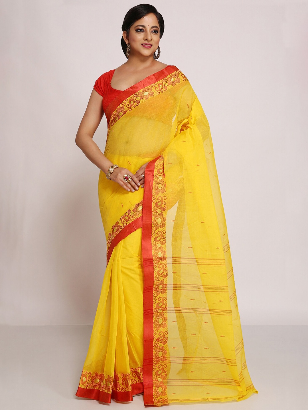 

WoodenTant Ethnic Motifs Woven Design Pure Cotton Taant Saree, Yellow