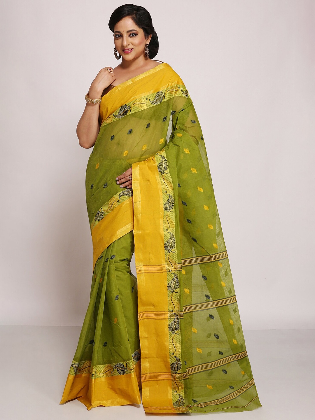 

WoodenTant Ethnic Motifs Woven Design Pure Cotton Taant Saree, Green