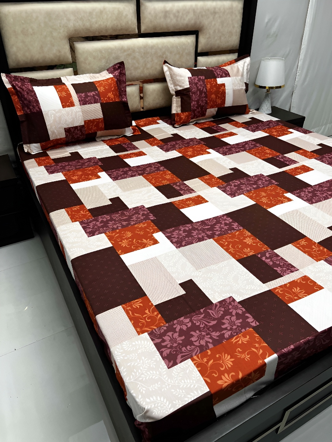 

Pure Decor Beige & Orange Floral 400 TC Cotton King Bedsheet with 2 Pillow Covers