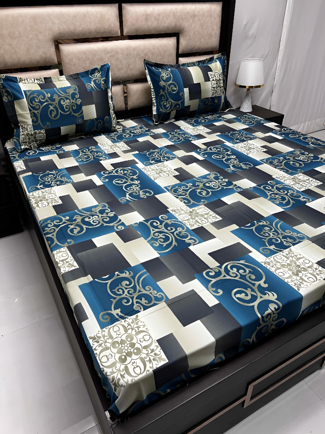 

Pure Decor Cream & Blue Ethnic Motifs 400 TC Cotton King Bedsheet with 2 Pillow Covers