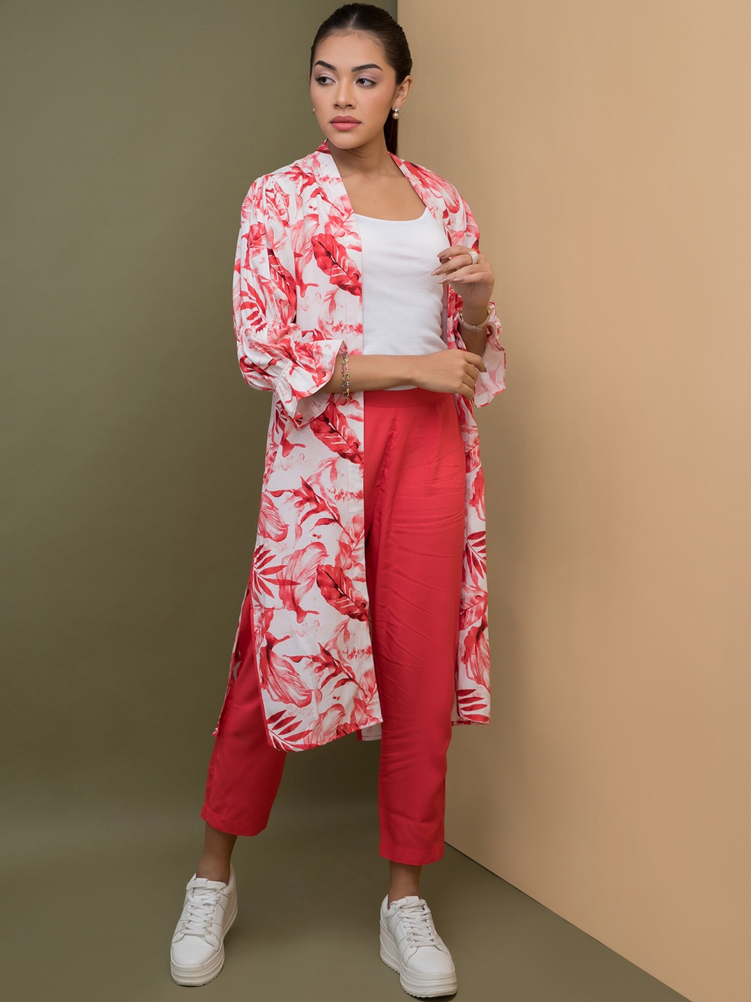 

Rhe-Ana Printed Top & Flared Trouser Co-Ords, Coral