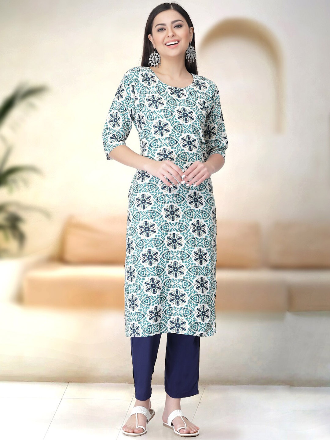 

7Threads Floral Printed Round Neck Three-Quarter Sleeves Kurta with Trousers, Green